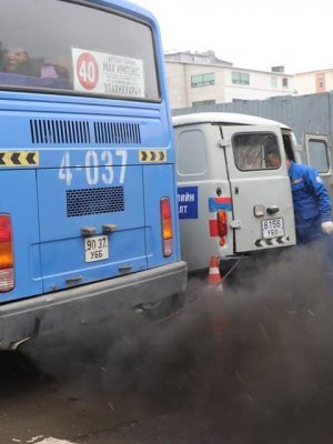 Утаа тортгийн хэмжээ хэтэрсэн зөрчилтэй автобус нийтийн тээвэрт явж байжээ