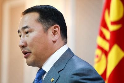Ж.Мөнхбат: Б.Махбал гэдэг хүн Дорждагвыг газрын даргаар томилох гэж талийгаачийг өрөөндөө 6-7 удаа дуудаж дарамталсан байдаг