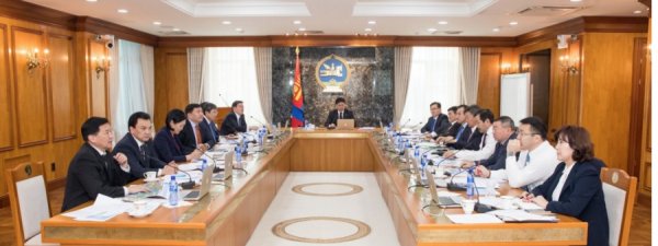 Ирэх сарын 8, 9-нд бүх нийтээр амрах шийдвэр гаргалаа