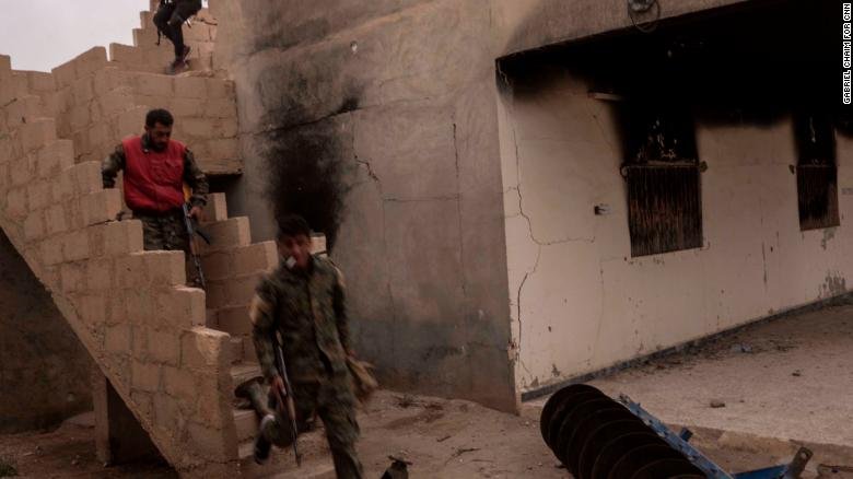 Агаарын цохилтод өртсөний улмаас олон иргэн амь үрэгджээ