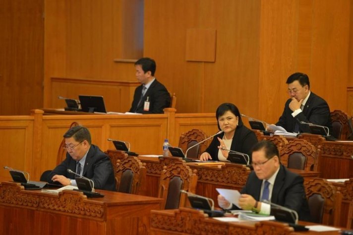 Үндсэн хуулийн цэцийн 2018 оны 15 дугаар дүгнэлтийг хүлээн зөвшөөрлөө