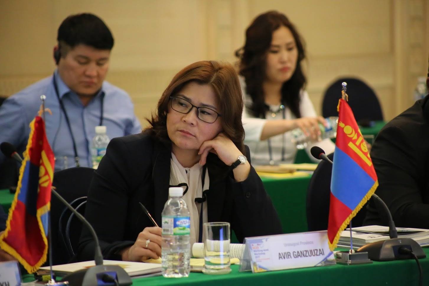 Ноцтой мэдээ: Өмнөговь аймгийн ЗДТГ-ын даргын үүргийг түр орлон гүйцэтгэгч эмэгтэй ажилтнаа зоджээ