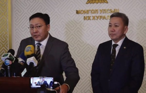 Ж.Батзандан: Намын удирдлагуудын шийдвэрийг гайхаж байна