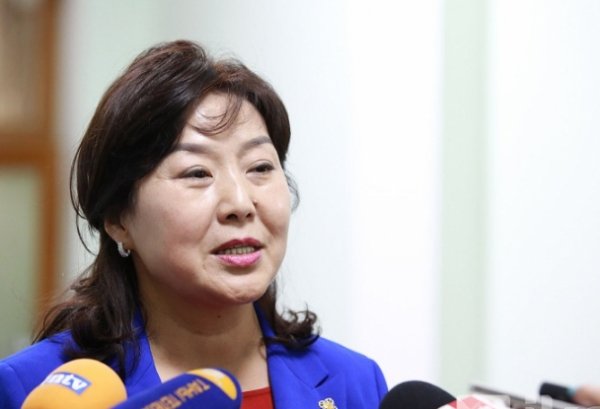 Д.Сарангэрэл: Хариуцлага алдсан ЭХЭМҮТ-ийн ажилчдад хариуцлага тооцно