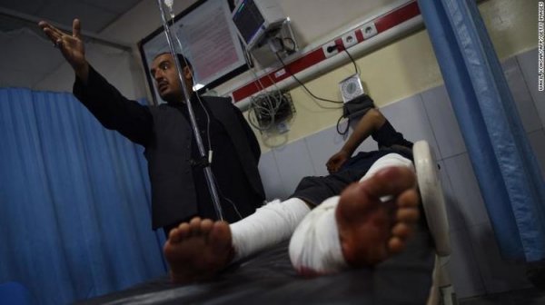 Засгийн газрын байранд халдлага болж, 25 хүн амиа алджээ