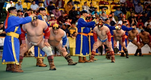 Чансаа өндөр 128 бөхийн барилдаан Буянт-Ухаа цогцолборт болно