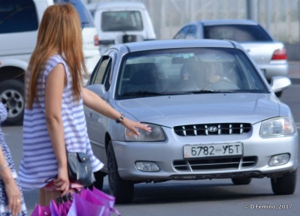 Такси 2 км-ээс дээш 800 төгрөгөөр хэрэглэгчдэд үйлчлэх ёстой