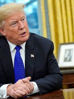 Сири улсаас цэргүүдээ татахгүй байхыг Д.Трампт уриалжээ