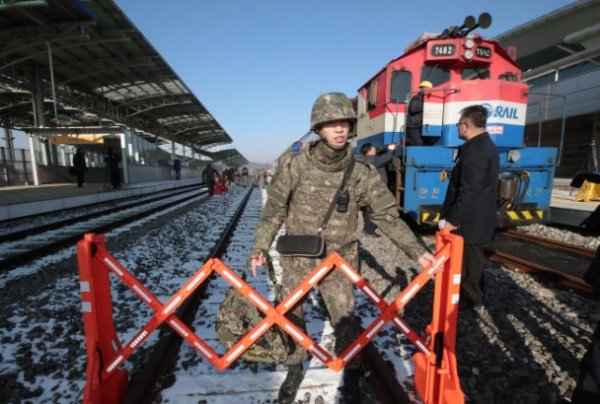 Хоёр Солонгос төмөр замаа холболоо, Монголын нүүрс далайн боомтод хүрэх үү