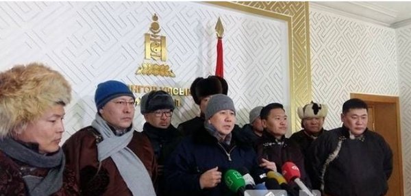 УИХ-ын дарга шаардлагыг хүлээж авахгүй гэдгээ дахин илэрхийлжээ