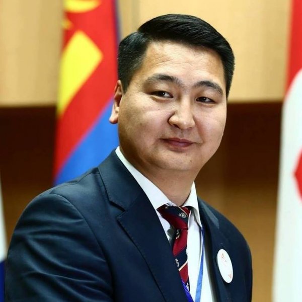 НИТХ-ын төлөөлөгчид С.Мөнхчулууныг хотын даргаар сонголоо