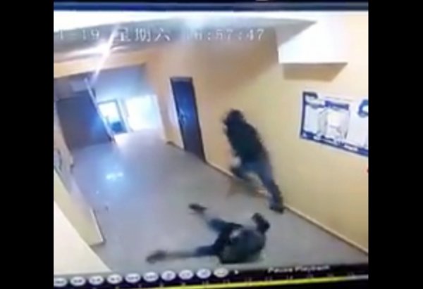 Орцонд эмэгтэй хүнийг зодож, дээрэмдсэн этгээдийг нэг сар цагдан хорихоор шйидвэрлэжээ