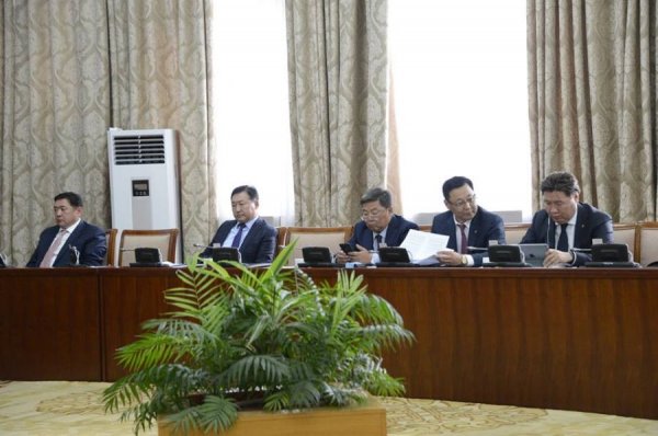 Байнгын хороо УИХ-ын даргыг чөлөөлөх тогтоолыг дэмжсэнгүй