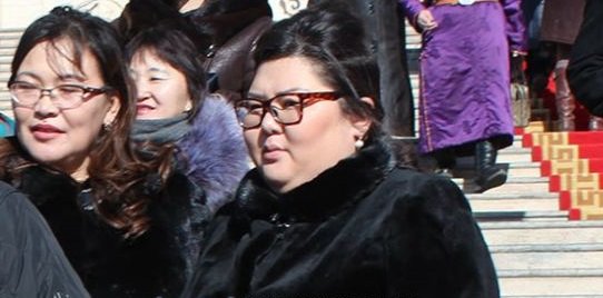 ЭНХБОЛДЫН ХУЛАНГ АЖЛААС НЬ ЧӨЛӨӨЛСӨН ҮҮ?