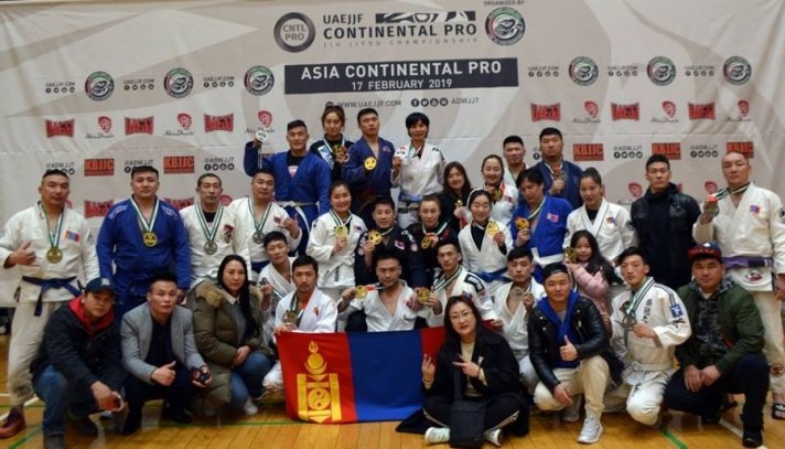 Жиү жицүгийн баг тамирчид тивийн АШТ-ээс 9 алтан медаль хүртжээ