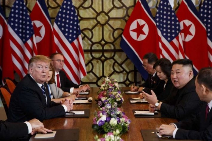 Д.Трамп, Ким Жөн Ун нар тохиролцоонд хүрч чадсангүй
