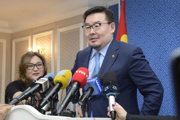 МАН-ын бүлэг эвлэрч, Г.Занданшатарыг УИХ-ын даргад 100 хувь дэмжлээ