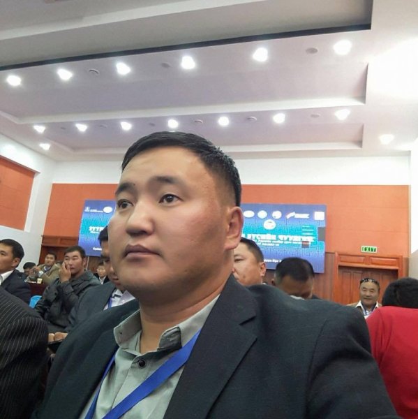 Дашбалбар сумын засаг дарга хууль зөрчиж хахууль авчээ