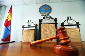 Салхитын мөнгөний ордтой холбоотой хэргээр саатуулагдаж байсан дөрвөн хүнийг суллажээ