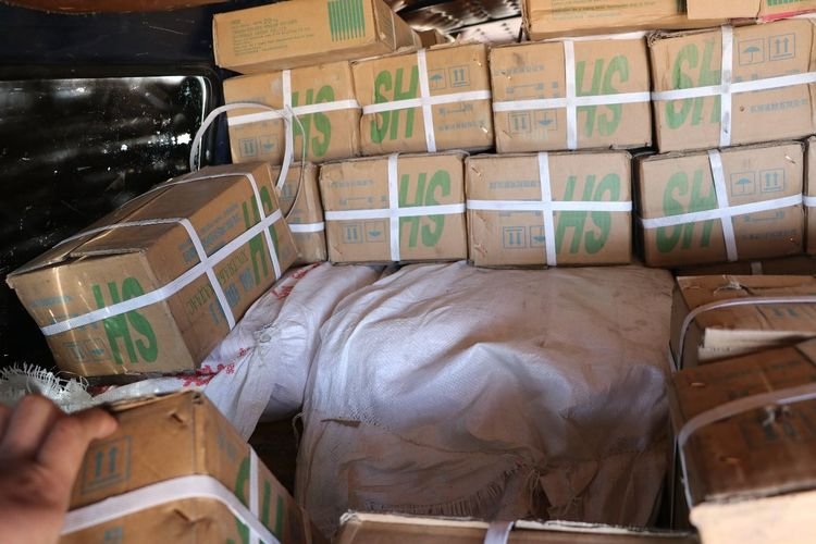 Хилээр 350 кг гахайн өөх нэвтрүүлэхийг завджээ