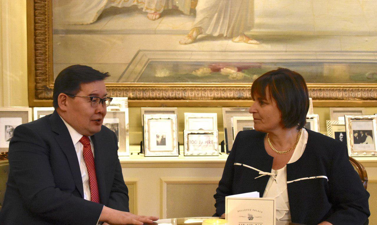 Г.Занданшатар: Швейцарийн ард түмэнд чин сэтгэлийн талархал илэрхийлье