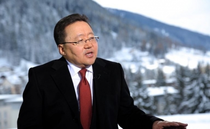 Ц.Элбэгдорж юу дуртайдаа ЭЗЭН суух уу?