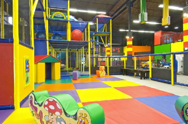 Хүүхдийн тоглоомын төвүүд гуравдугаар сарын 1-ээс эхлэн ажиллаж эхэллээ