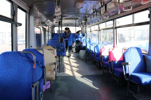 Автобусны суудлын бүрээсийг шинэчилж, ариутгал хийжээ