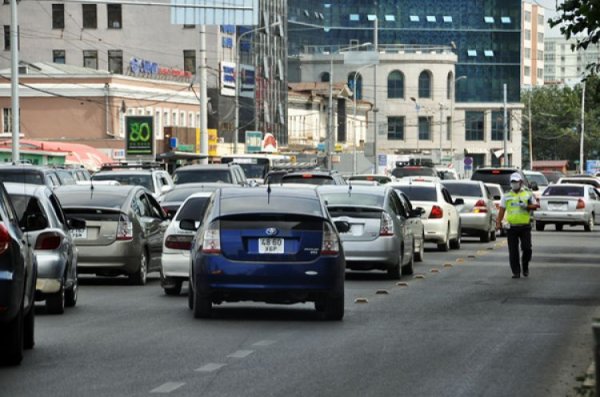 3, 8-аар төгссөн дугаартай машины жолооч нар энэ сардаа багтан татвараа төлнө