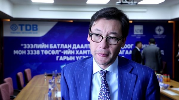 О.Орхон улс төрд орохоор шийдэн, АН-д элссэн байжээ