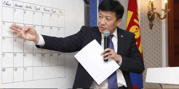 С.Баярцогт Оюутолгойн хувьцаанаас ямар хэмжээний ашиг хүртсэн бэ?