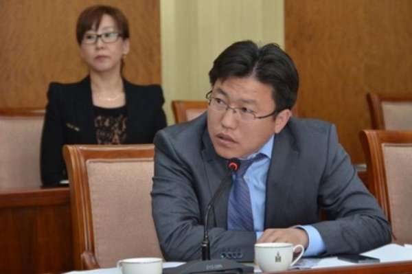 БХБЯ-ны Төрийн нарийн бичгийн дарга асан Р.Эрдэнэбүрэнг шүүхээс цагаатгалаа