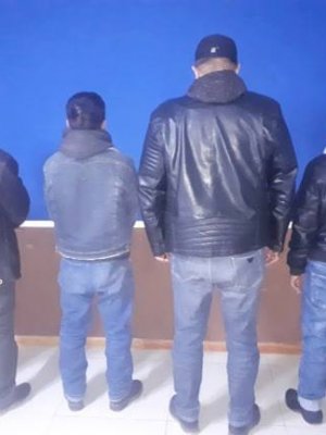 Эрэн сурвалжлагдаж байсан этгээдүүд Дорноговьд хулгайн хэргээр баригджээ