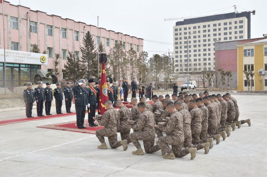 Афганистанд үүрэг гүйцэтгэх бие бүрэлдэхүүн Жанжин туганд хүндэтгэл илэрхийлэв