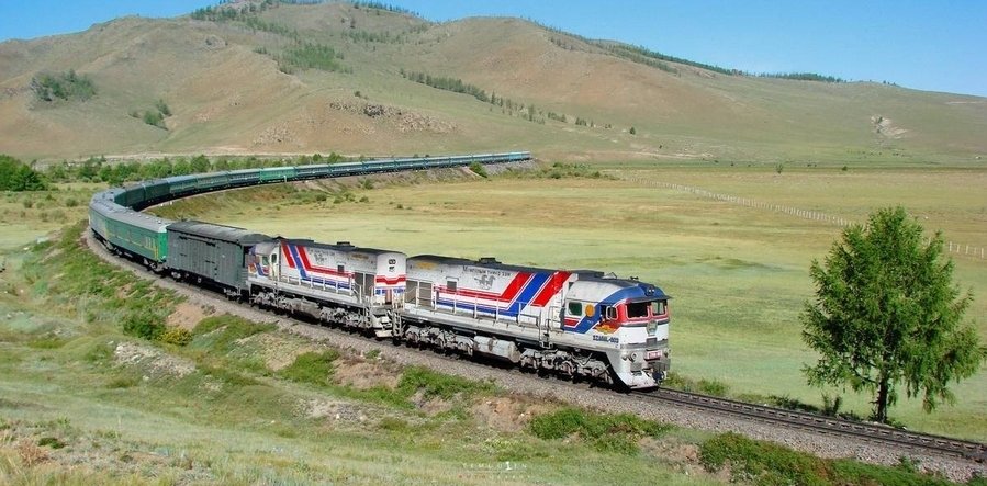 Оросын транзит тээвэрт олгосон давуу эрх дотоодын компаниудад цохилт болж байна