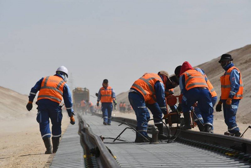 Дорноговь аймаг байгуулагдсан анхны нутагт нефтийн үйлдвэр сүндэрлэнэ