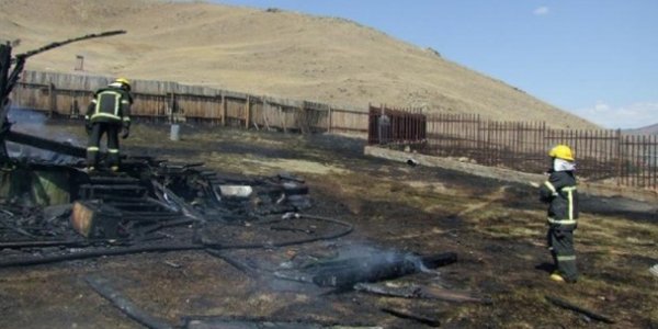 Өнжмөл өвс шатааж бусдад хохирол учруулсан иргэдэд хариуцлага хүлээлгэнэ