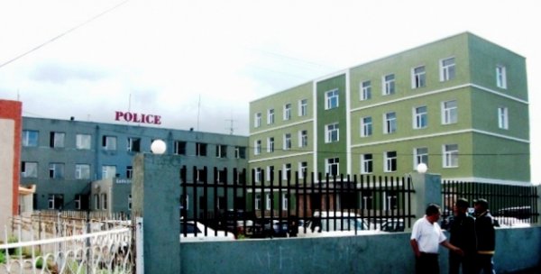 Хардалтаас болж найз охиноо 13 давхраас түлхжээ