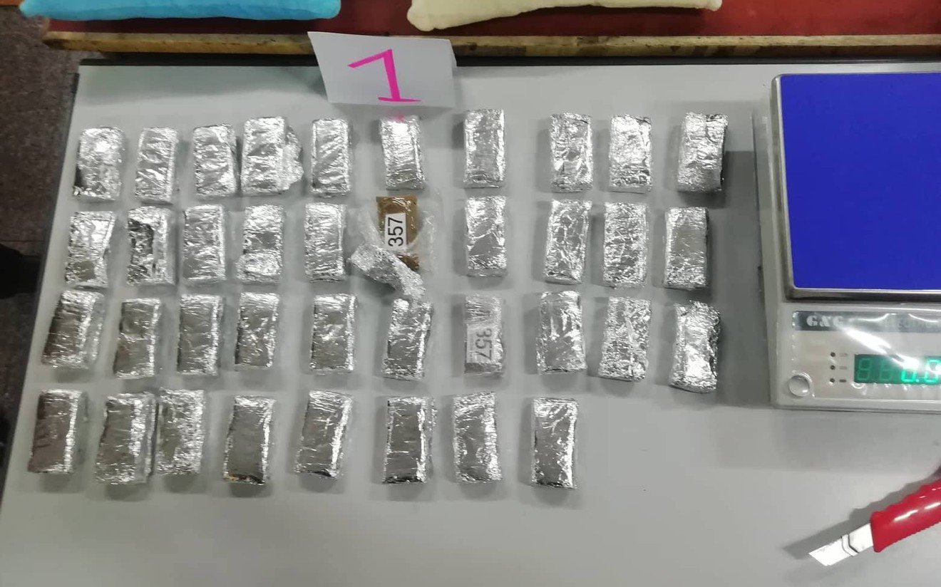 Испаниас шуудангаар 300 орчим сая төгрөгийн сэтгэцэд нөлөөт бодис хил нэвтрүүлэх гэж байгаад баригджээ