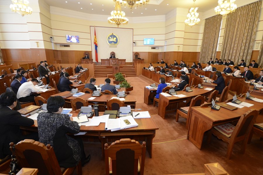 ШҮҮХ-ээс ангид ШИЙДВЭР хэнд үйлчлэх вэ