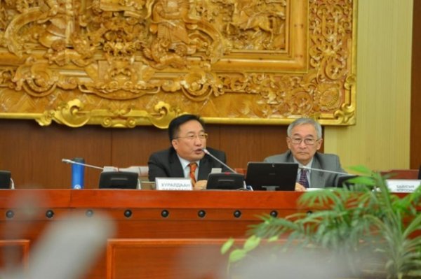 Оюутолгойн гэрээг шалгах ажлын хэсгийн мэдээллийг хойшлууллаа