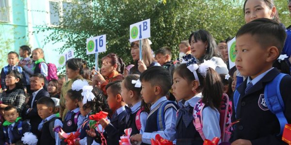 Нэгдүгээр ангийн сурагчдыг тавдугаар сарын 13-наас 27-нд бүртгэхээр тогтлоо