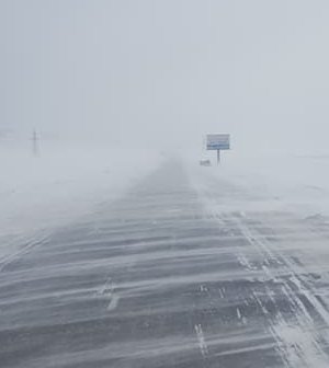 Говьсүмбэр, Замын-Үүд, Бор-Өндөр, Эрээн чиглэлийн замын хөдөлгөөнийг зогсоогоод байна