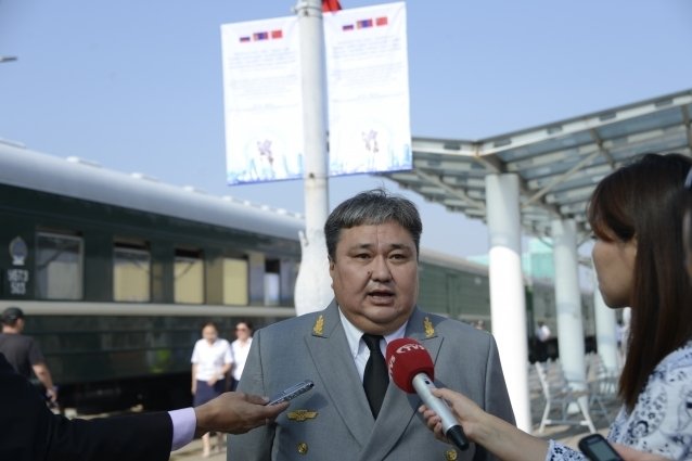 Алтан карт чинь хэнд явна аа, Д.Жигжиднямаа дарга аа!