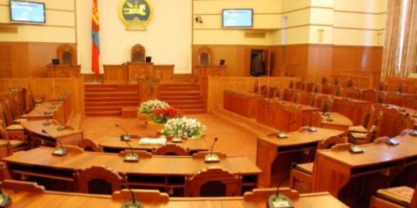 Хаврын чуулганы хугацааг сунгалаа