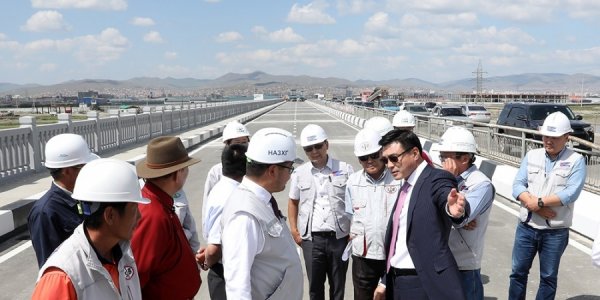 Сонсголонгийн гүүрний барилгын ажлыг дуусгаж, хөдөлгөөнийг нээлээ