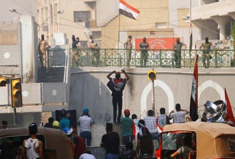 Иракт амиа алдсан хүний тоо 300 давжээ