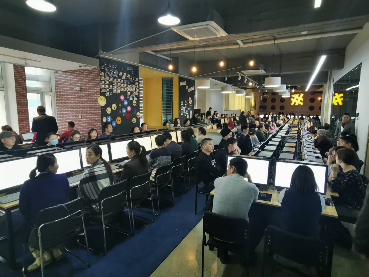 Нийслэлд 3,000 гаруй иргэн төрийн албаны ерөнхий шалгалт өгчээ