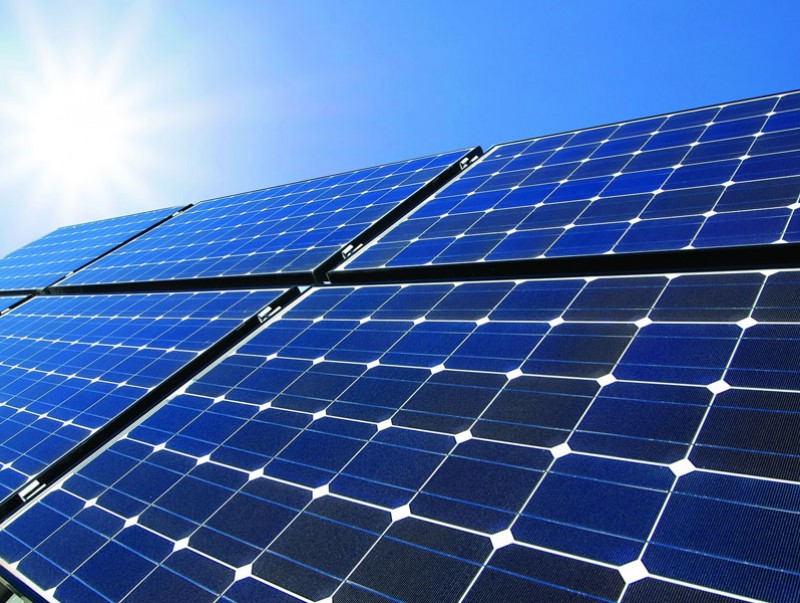 Бүх цахилгаанаа нарны эрчим хүчнээс авдаг тосгон