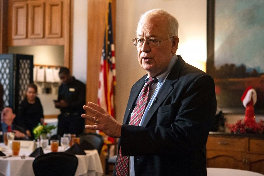 Б.Клинтоны прокурор Д.Трампыг өмгөөлнө